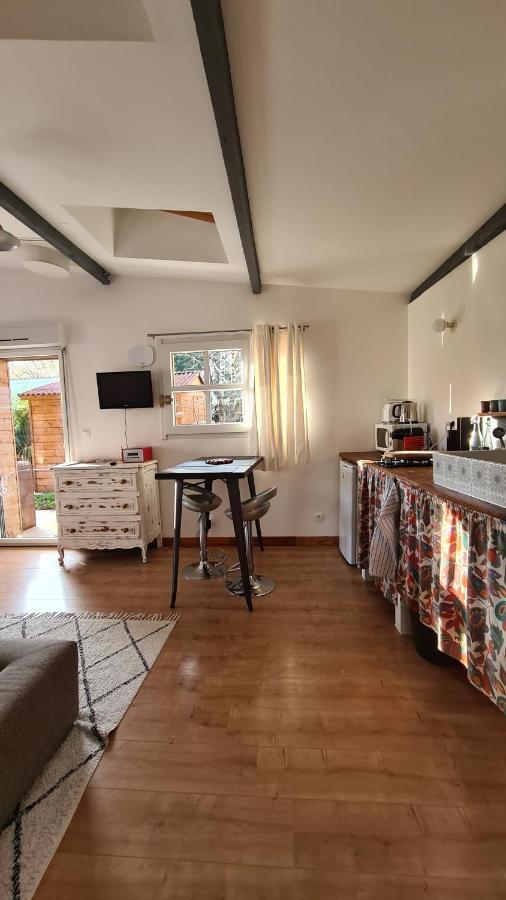 Charmant Logement Avec Parking Apartamento Orvault Exterior foto